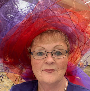 Meet your Posher, Peggy